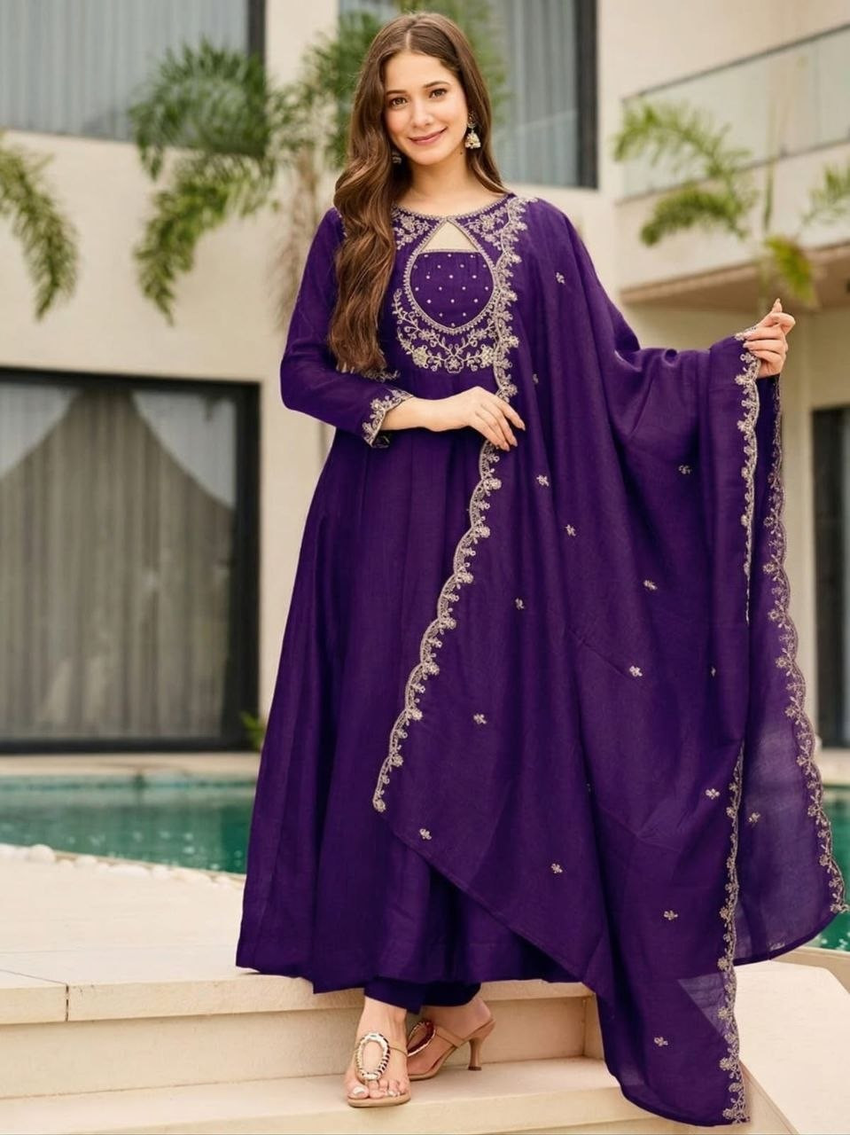 Elegant Purple Gown for Women - Formal Evening Dress