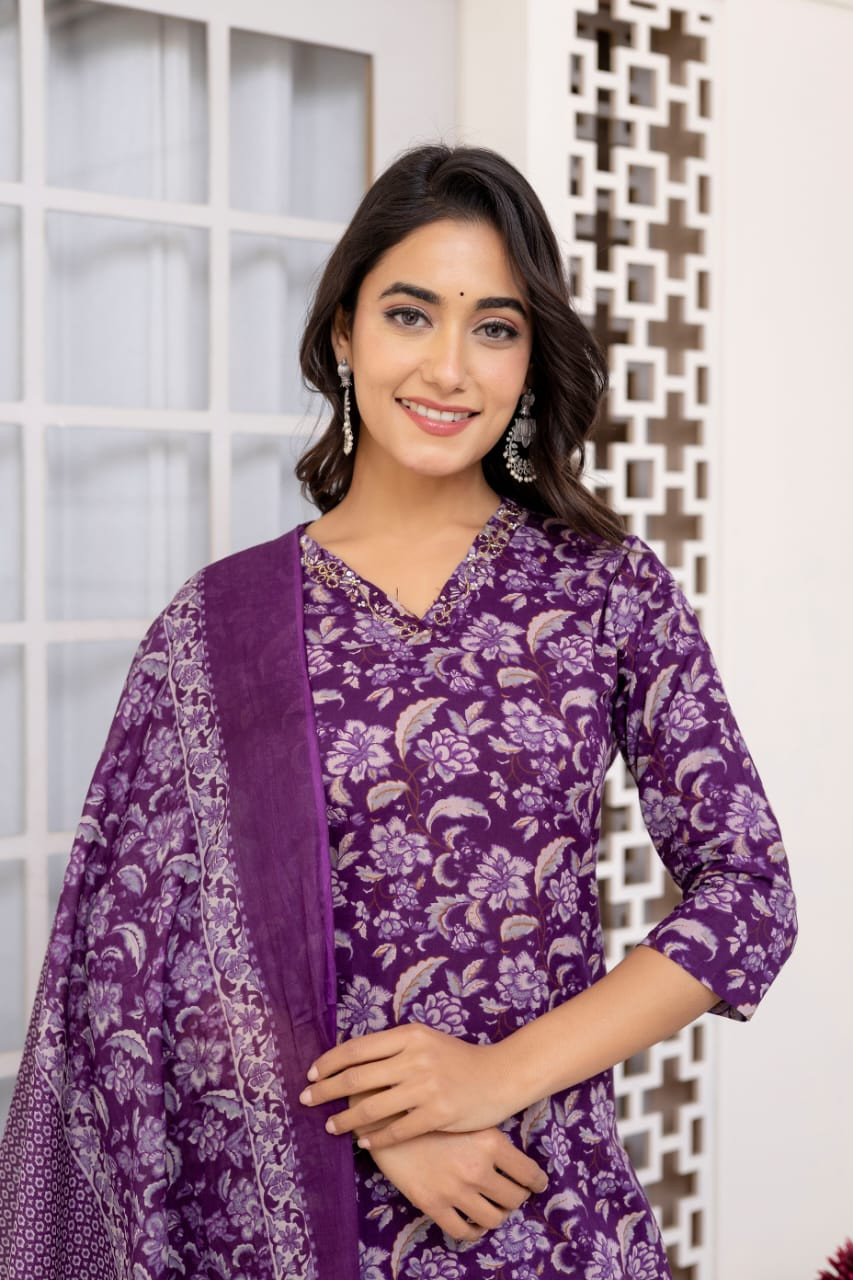 Beautiful floral printed Straight Kurta with pant & duppatta set