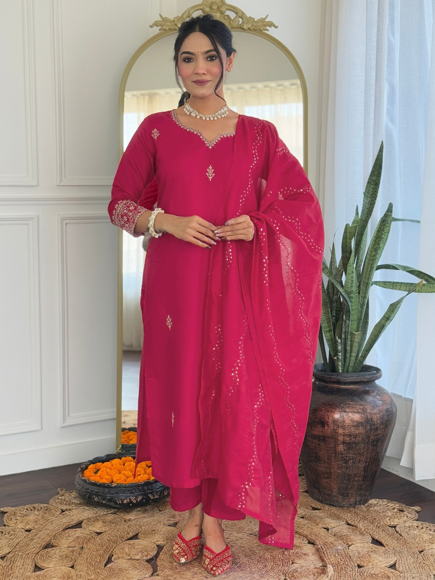 Women’s Embroidered Pink Kurta Pant with Dupatta Set
