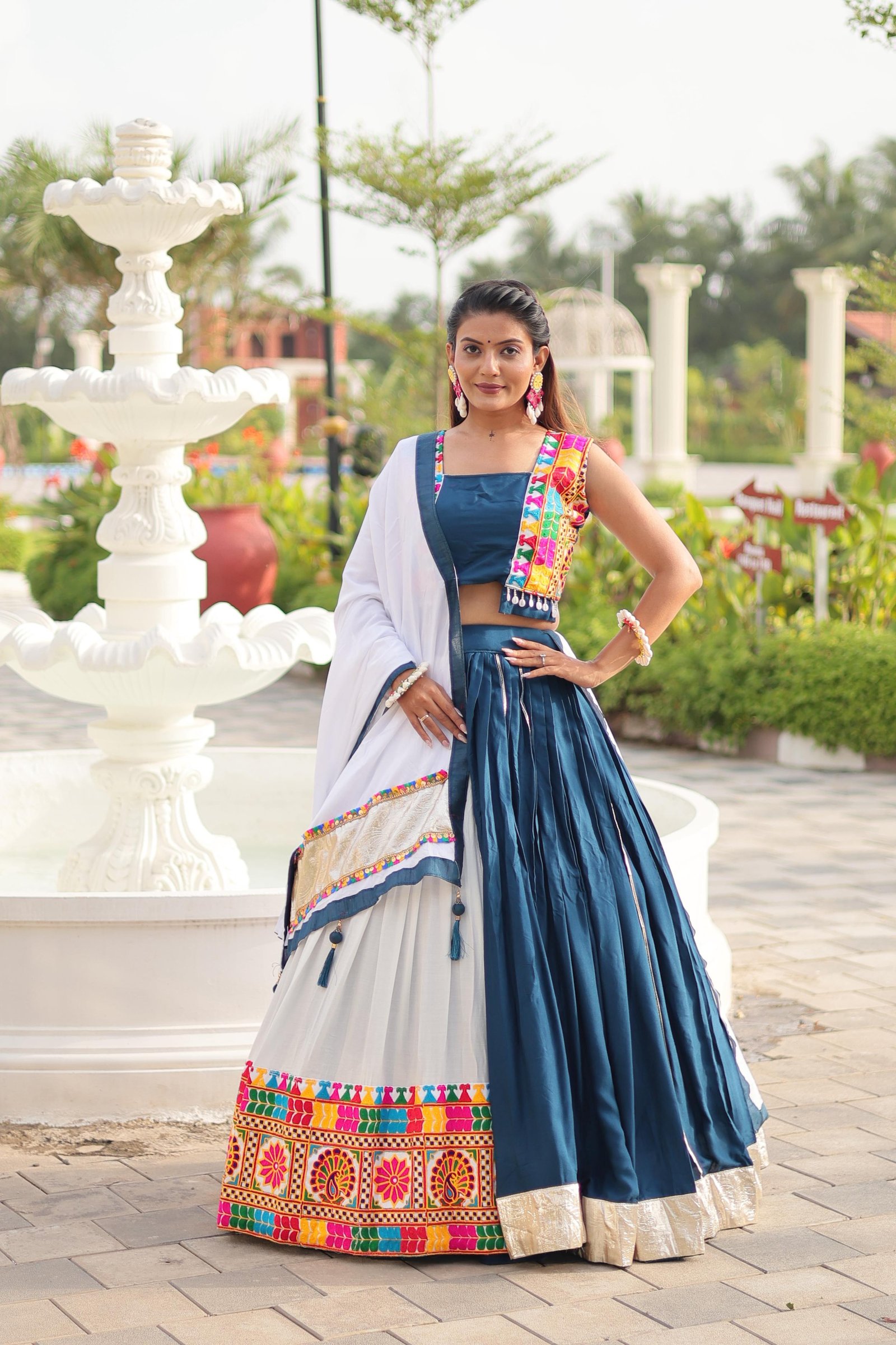 Navratri Special Gamathi Work Chaniya Choli Set
