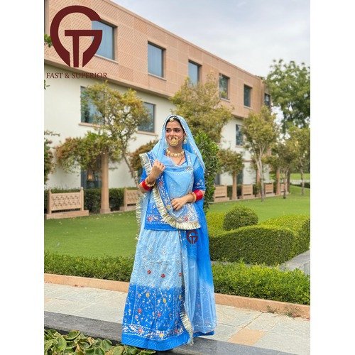 Royal Elegance Women's Rajputi Poshak For Parties & Celebrations