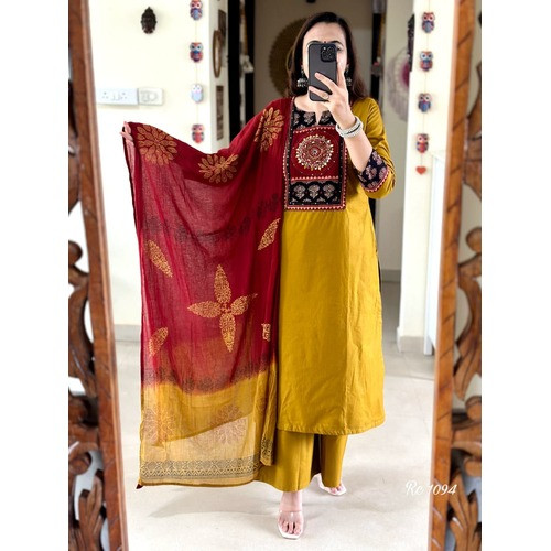 NEW FULL EMBROIDERY YOKE STRAIGHT KURTI  PANT MALMAL DUPATTA ARRIVAL For Women