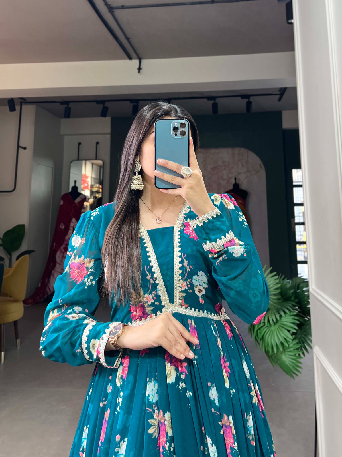 Modern Ready-to-Wear Gown for the Stylish Woman