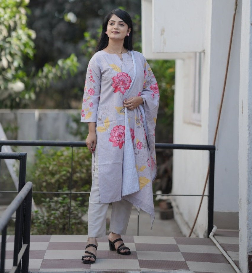 Pakistani Suit with Digital Prints – Maslin Fabric, 3-Piece Set