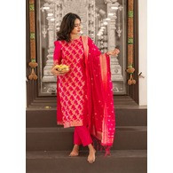Elegant Women’s Jacquard Kurta Pant with Dupatta Set
