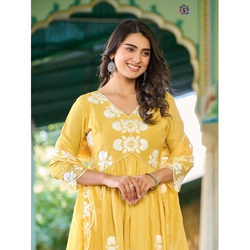 WOMEN KURTA SET