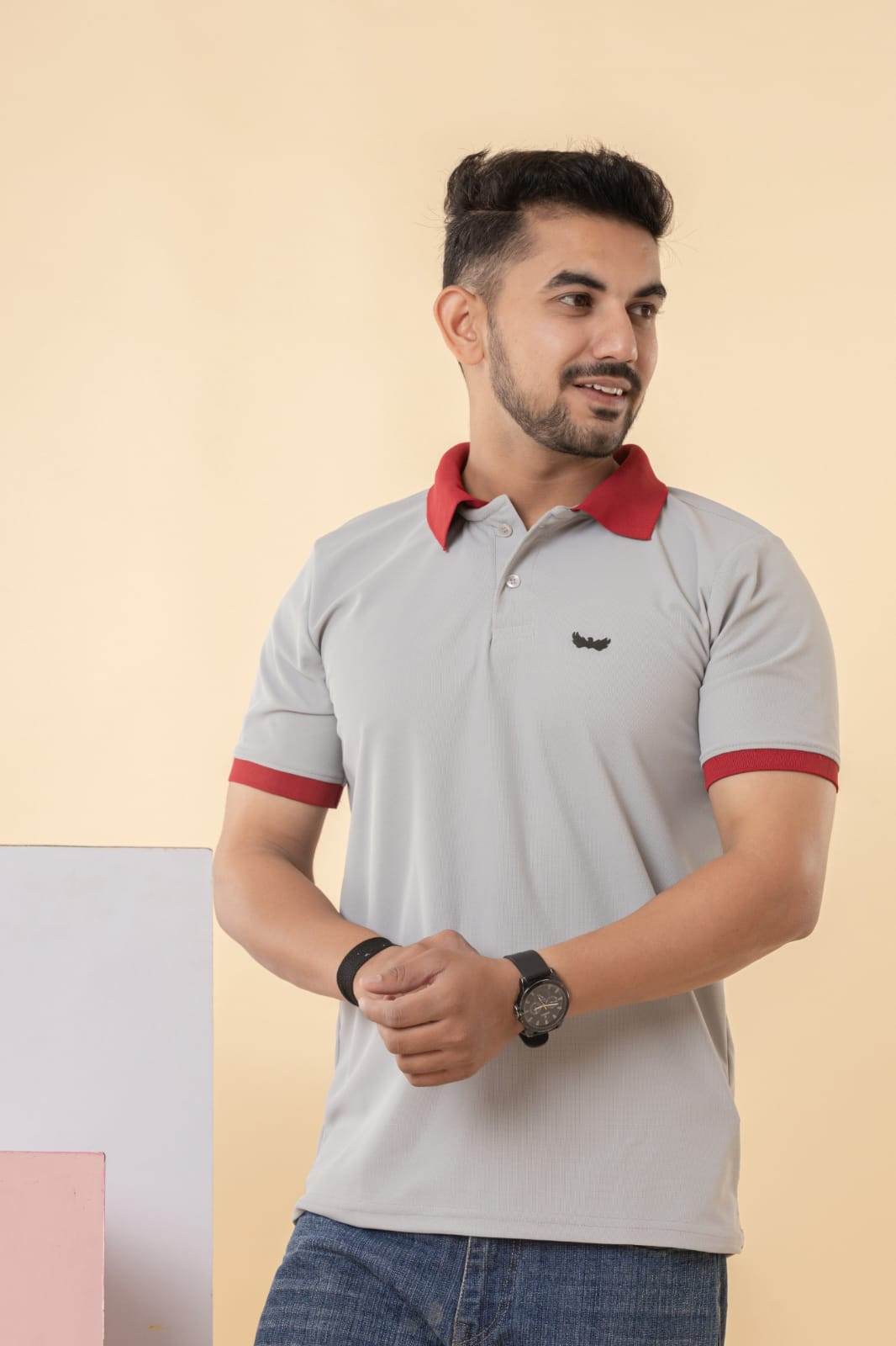 Sky of Stars Men's Light Grey Polo T-Shirt with Red Contrast Collar