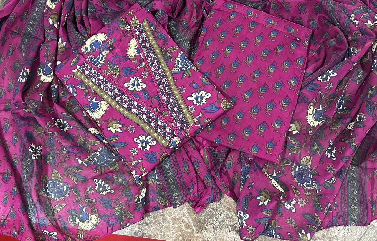 Designer  The summer season with  floral print Kurti Pant And Duppta  Set For Women