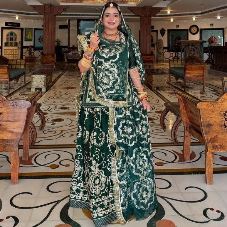Bindani Brand Dark Tissue Fabric With Humrahi Pure Odhni Rajputi Poshak