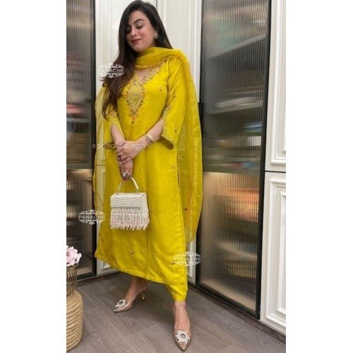 Designer Festive Wear Kurti Pant And Duppta With Wmbrodery  With Lining
