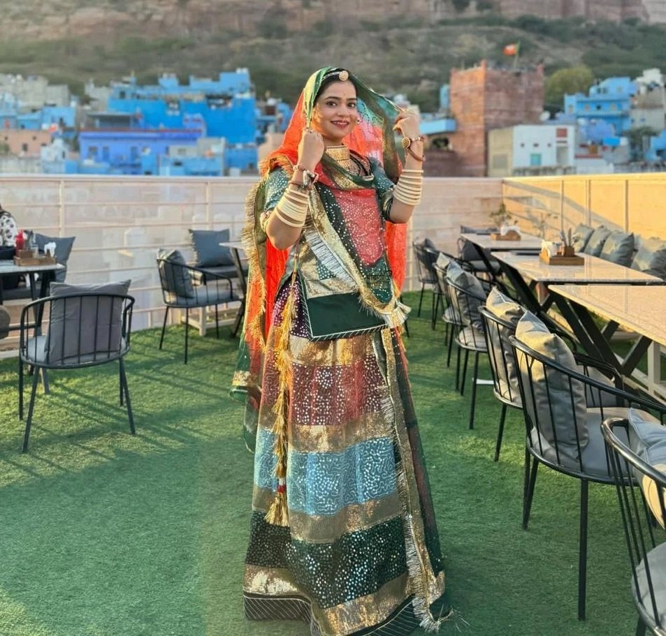 Regal Radiance: A Tricolored Symphony in Rajputi Poshak(semi stich)