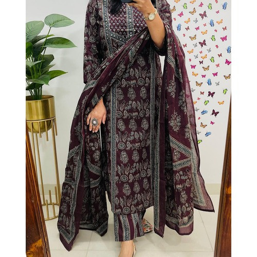 Voluminous Beutiful Kurti Pant With Dupatta Set For Women