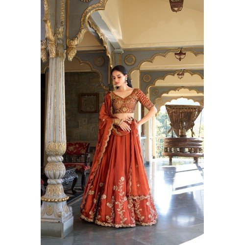 "Royal Radiance: Lehenga Looks for Your Big Day"