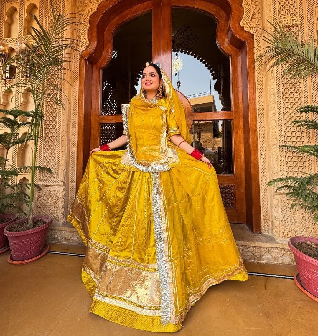 ROYAL RAJWAD 32 KALI FULL HEAVY GHEAR RAJPUTI POSHAK