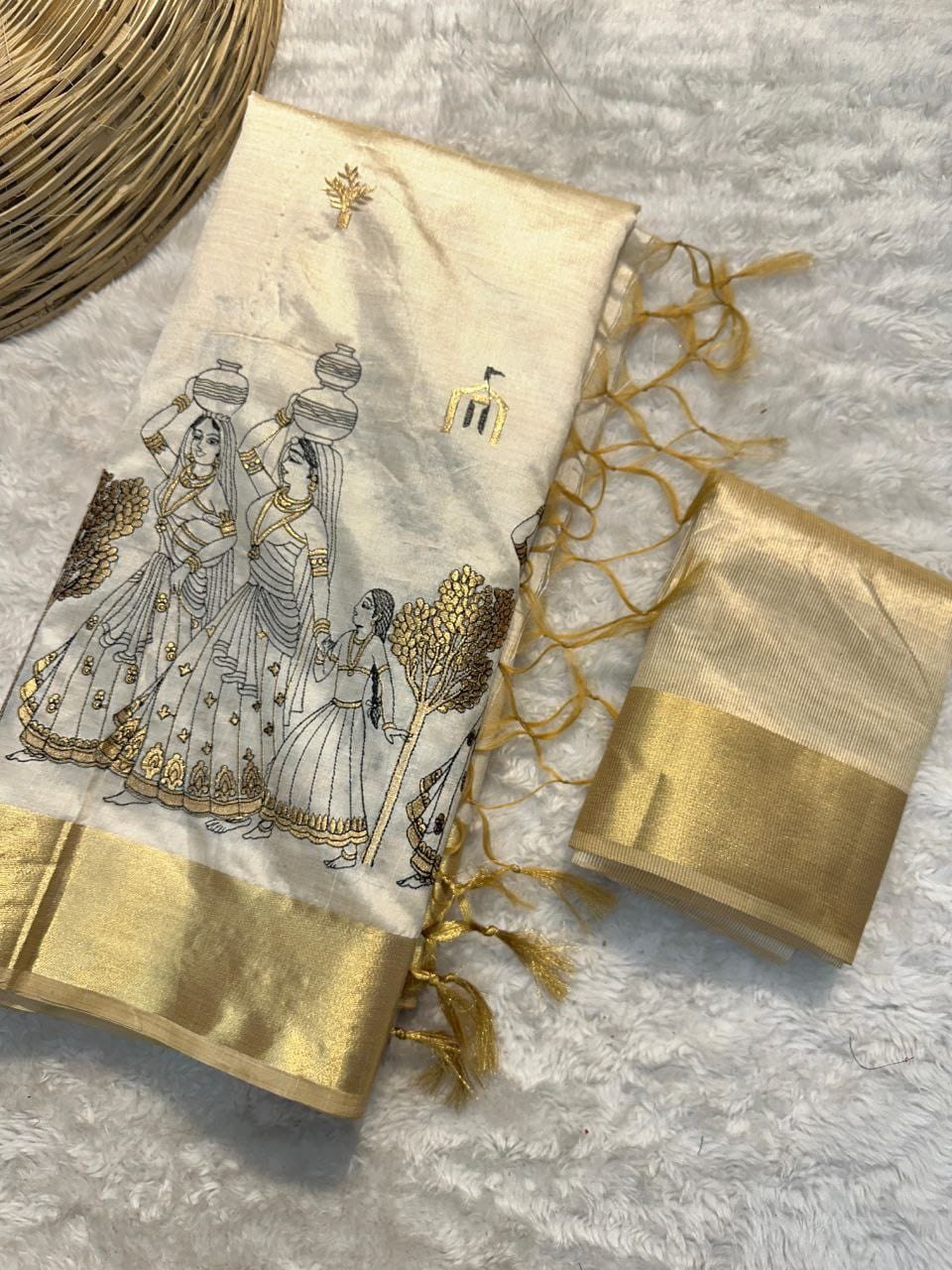 Beautyfull  Latest Kalankari Designs Saree For Women