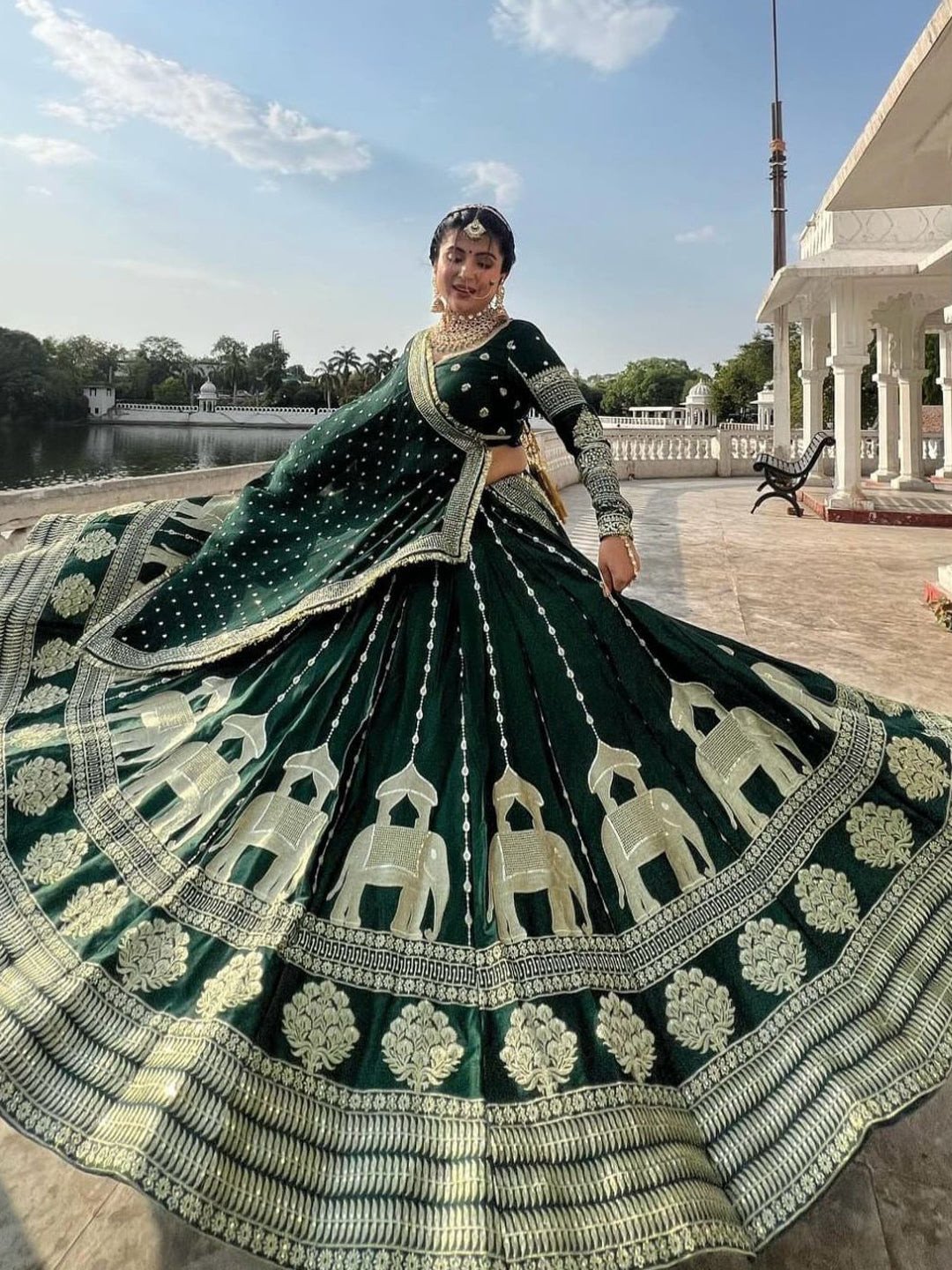 Designer 7-Meter Ghera Lehenga Poshak – Royal Elegance in Georgette