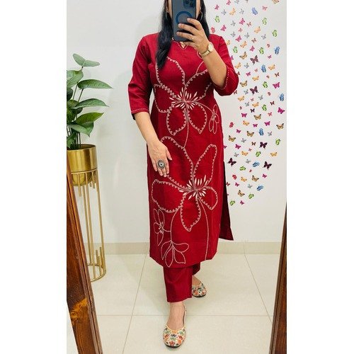 Stylish Kurti & Pant Set  with Embriodary Work