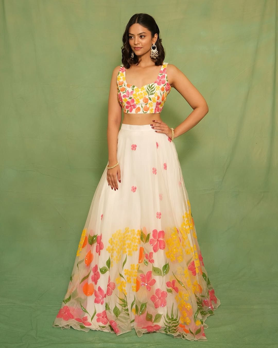 Floral Grace Premium Lehenga with Cancan