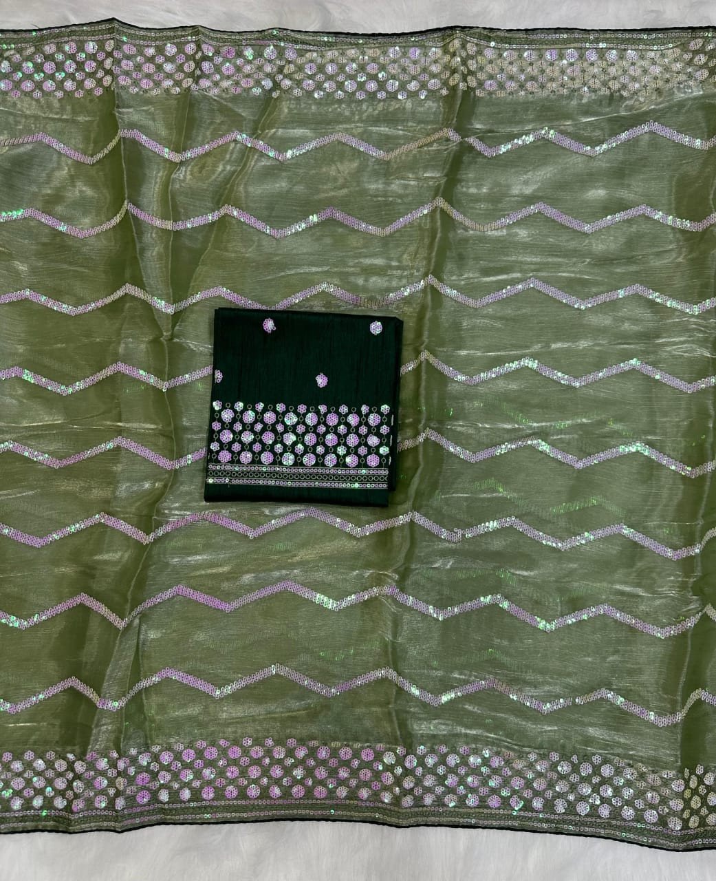 women wedding saree coloction