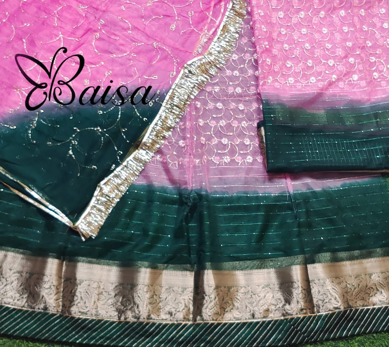 Organza Poshak With Banarsi Border Sequence Work Humrahi Odhna