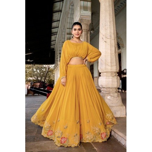 Beautyfull Lehenga Set For Women